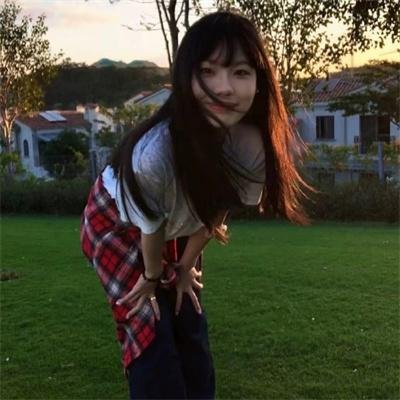 冲浪少年